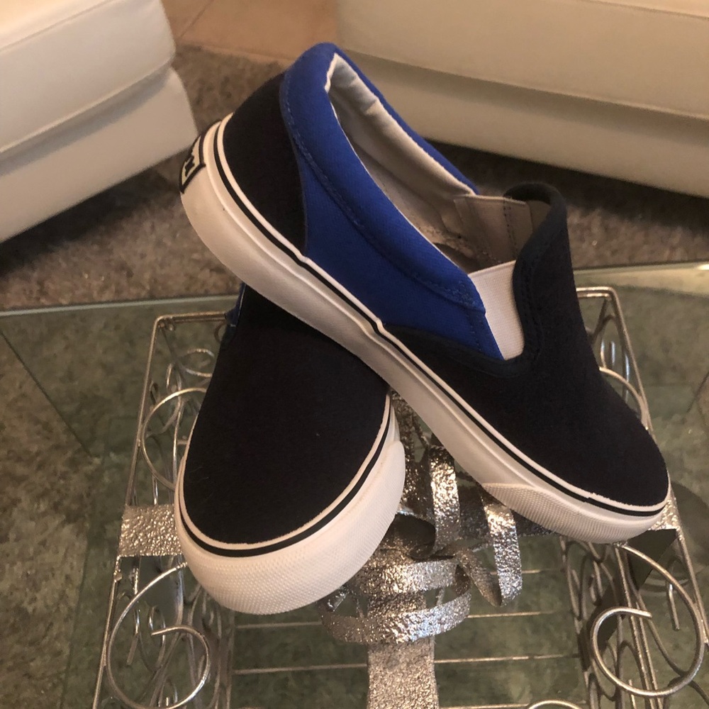 SOLD ♥️ Hurley | Boys | Size 3